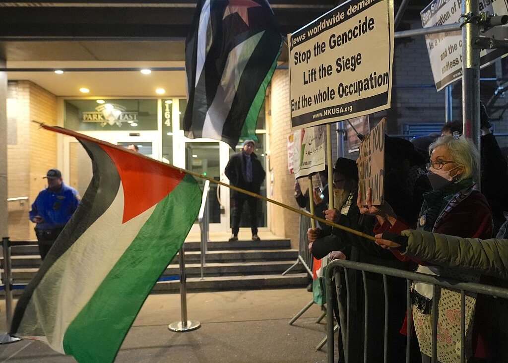 Demonstrators gather outside Park East Synagogue during an event promoting immigration to Israel hosted by Nefesh B'Nefesh on Nov. 19.