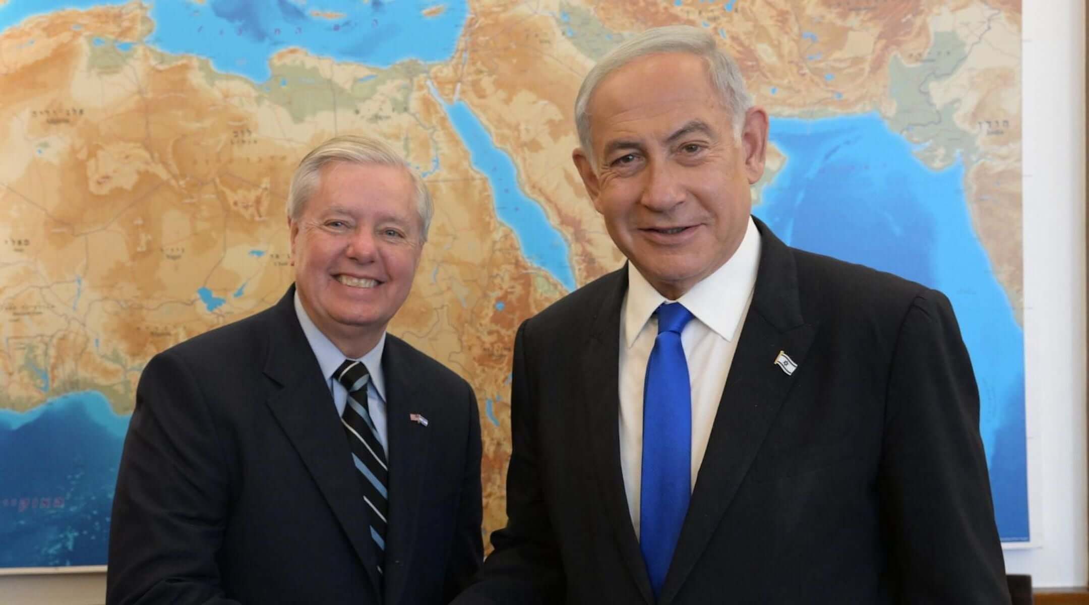 Sen. Lindsey Graham (L) meets with Israeli Prime Minister Benjamin Netenyahu (R) in Jerusalem on April 17, 2023. 