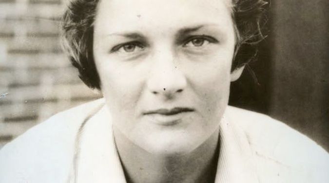 Helen Hull Jacobs, 10-time grand slam title-winning tennis player.