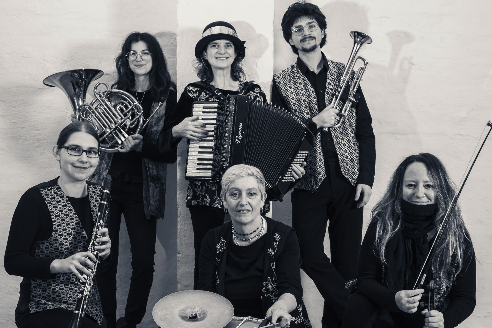 Hop Skotshne is a klezmer ensemble fronted by Hanah Ochner, who has a doctorate in physics.