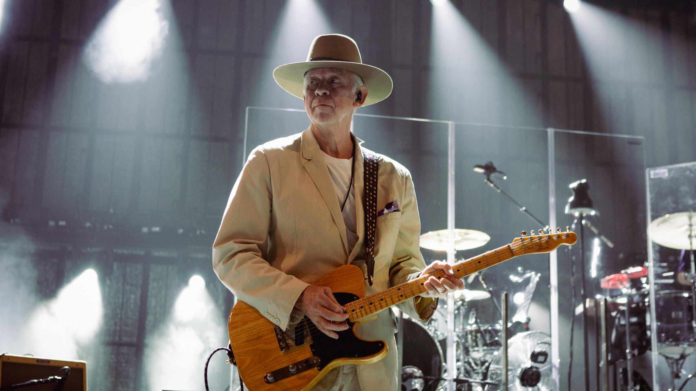 Phil Manzanera is the author of the memoir 'Revolución to Roxy.'