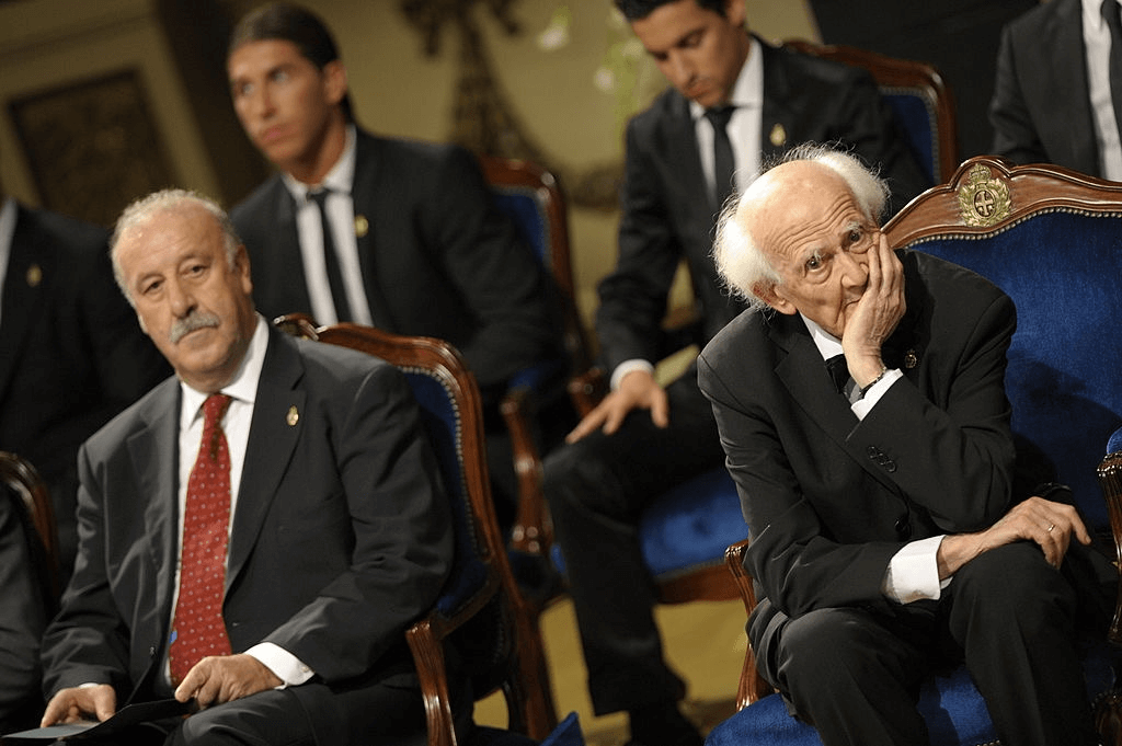 Zygmunt Bauman (right)